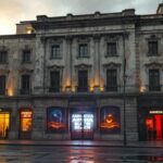 découvrez comment amnesia bcn à barcelone est devenu un temple emblématique de la musique électronique, attirant des passionnés du monde entier pour des nuits inoubliables.