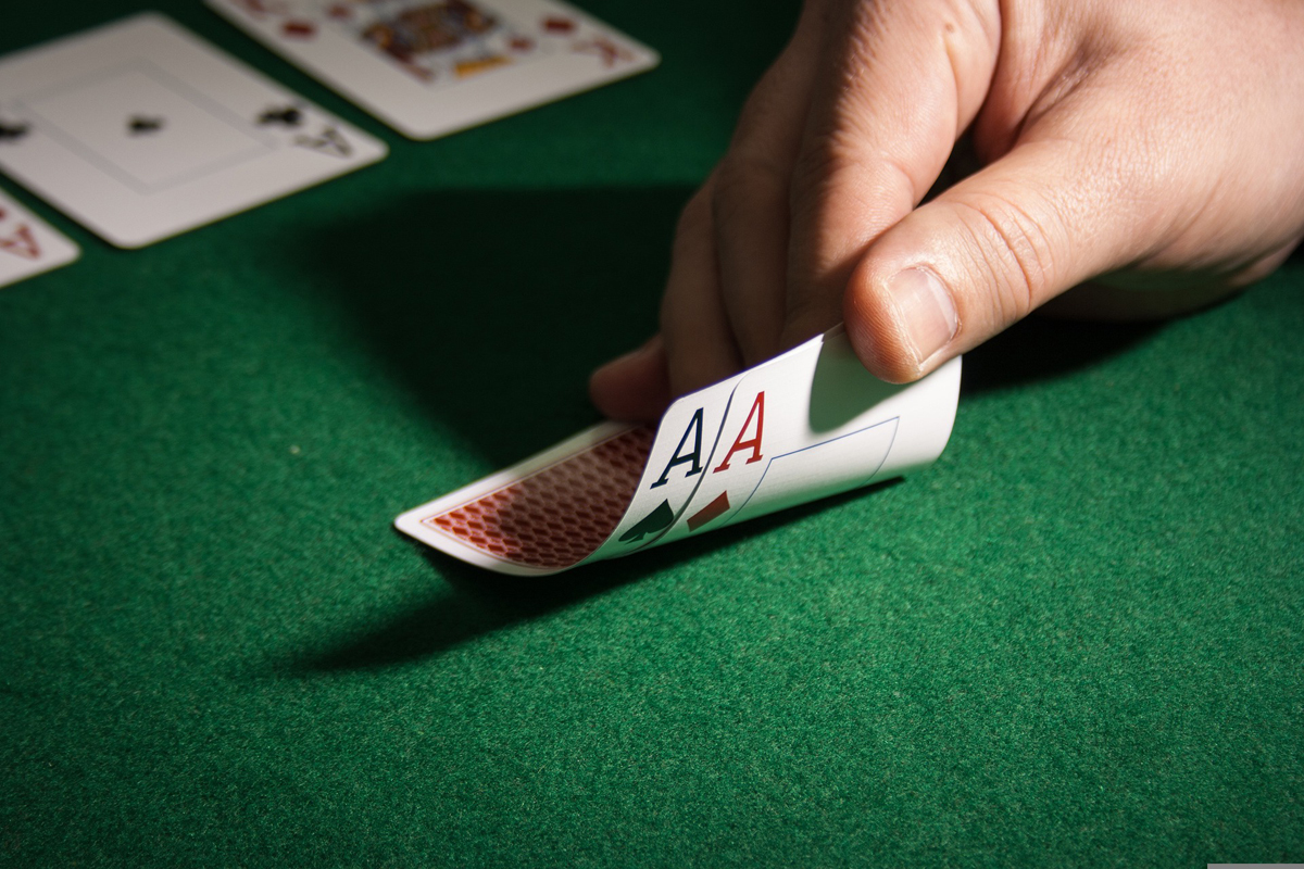 apprendre à jouer au Poker Omaha